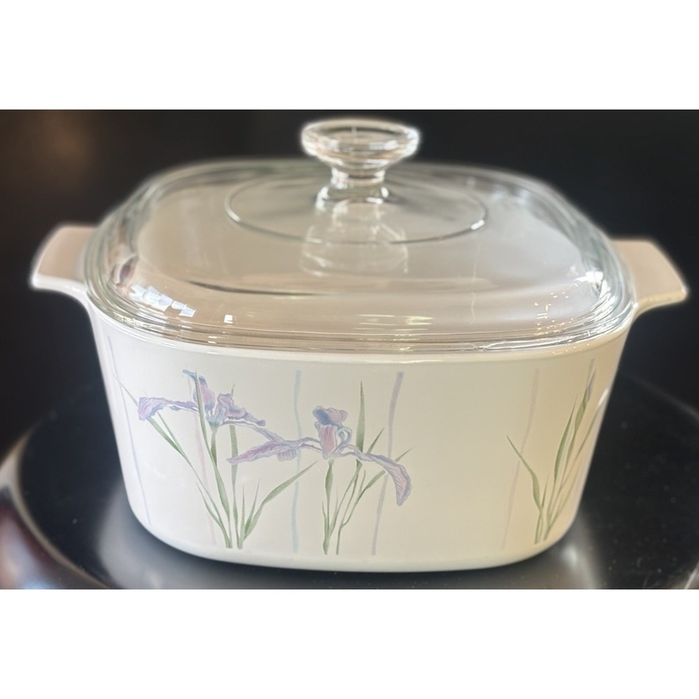 Vtg Corning Ware 3 Liter Shadow Iris Casserole Dish A-3-B wClear Pyrex Lid A-9-C